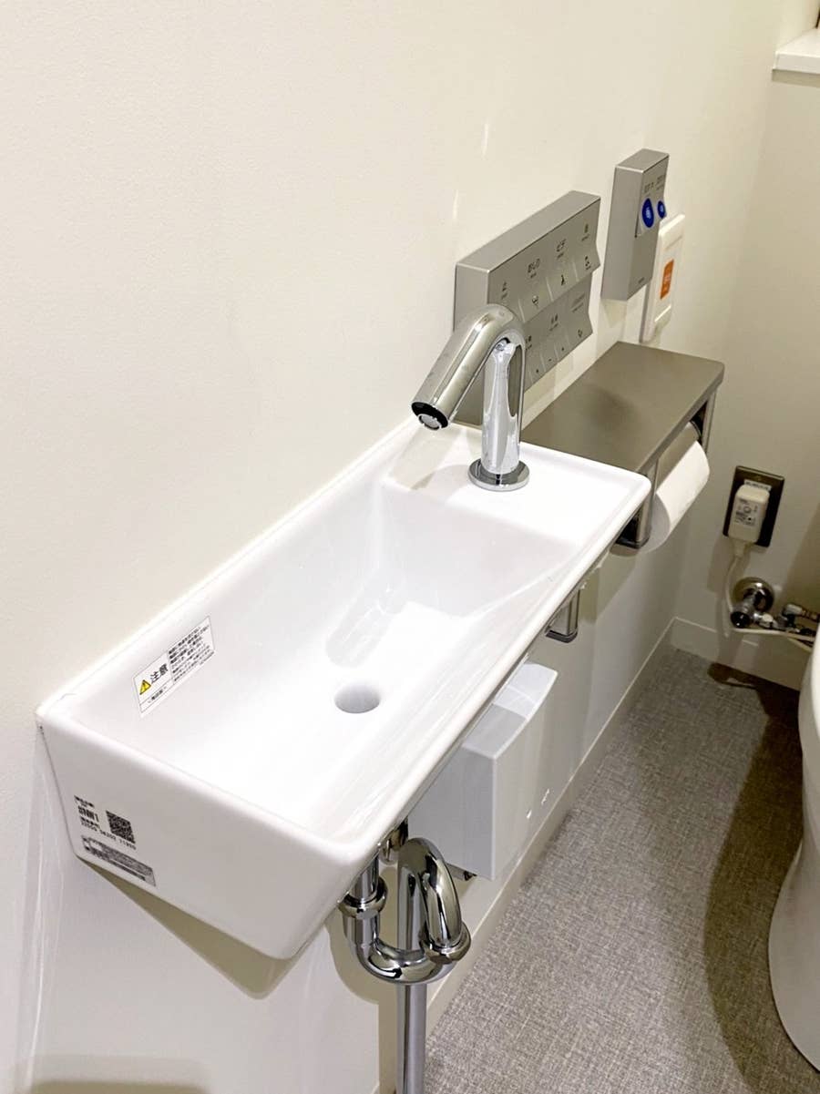 お婆ちゃんのトイレ盗撮画像 トイレに“男女”の区別がなくなったら？国際基督教大学にできた「オールジェンダートイレ」を使ってわかったこと