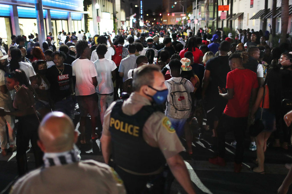 A crowd of people in Miami