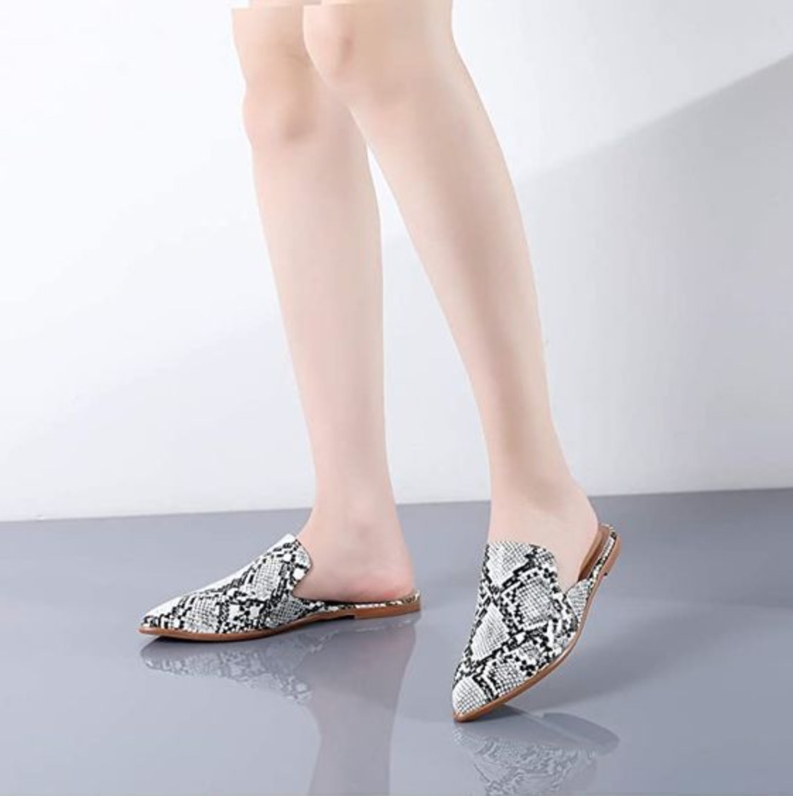 Flats for Women Pointed Toe Rhinestone Ballet Flats Memory Foam Insole Suede Loafers Womens Comfortable Slip on Work Shoes 