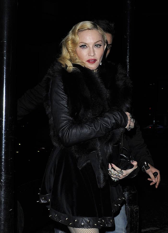 Madonna unretouched Louis Vuitton, Photoshop CS4, fabionei