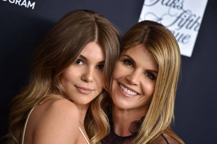 Olivia Jade and Lori Loughlin posing on a red carpet