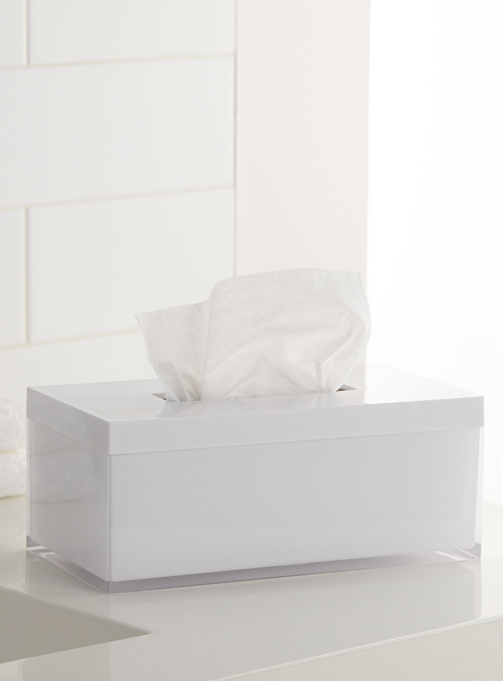 tissue box with tissues in it