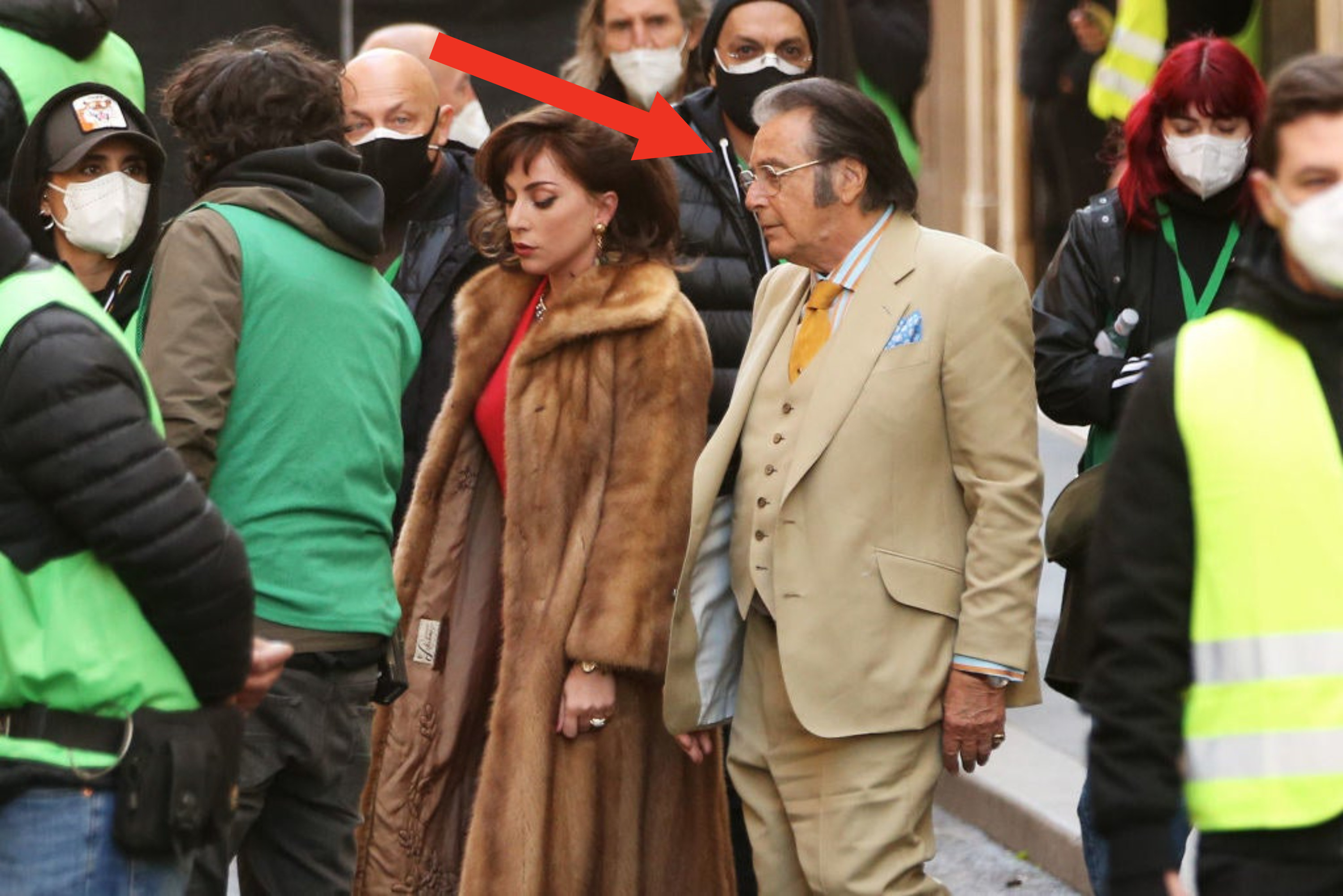 Al Pacino walking with Lady Gaga