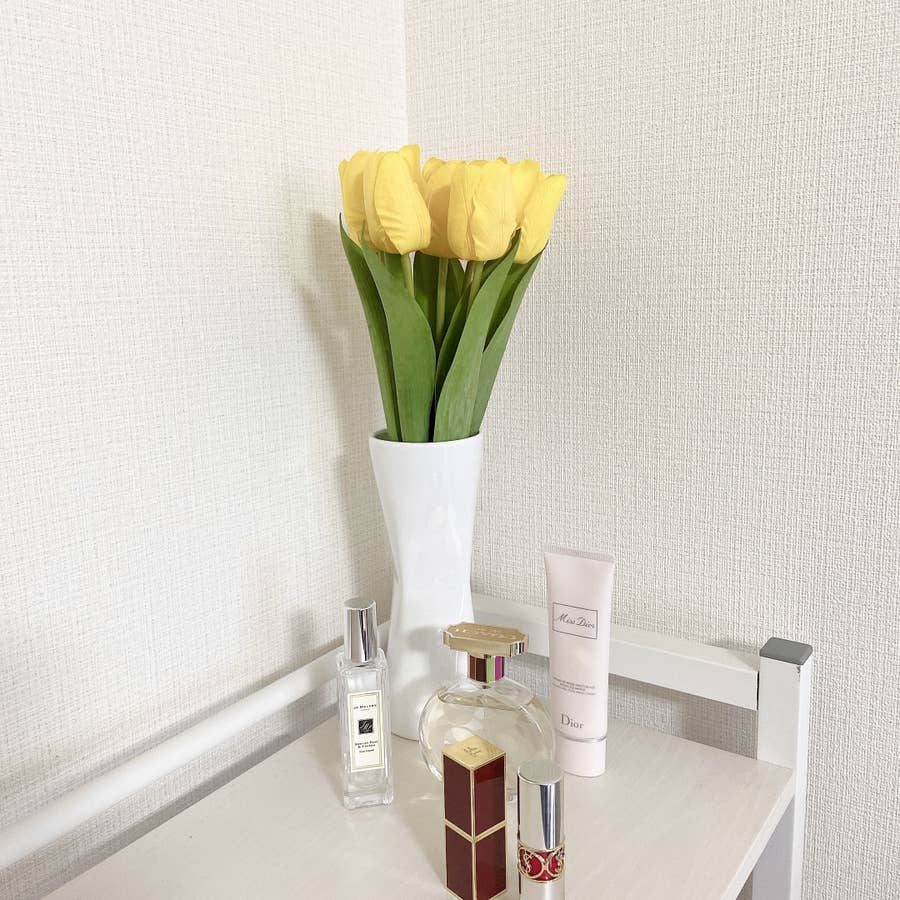 ずっと眺めちゃう フランフランの チューリップ は造花と思えないクオリティです