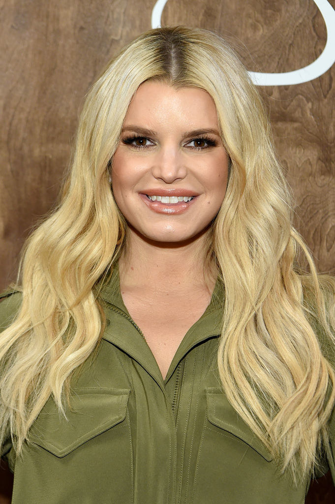 Jessica Simpson Claps Back At Being Body Shamed For Having Big Breasts! -  Perez Hilton