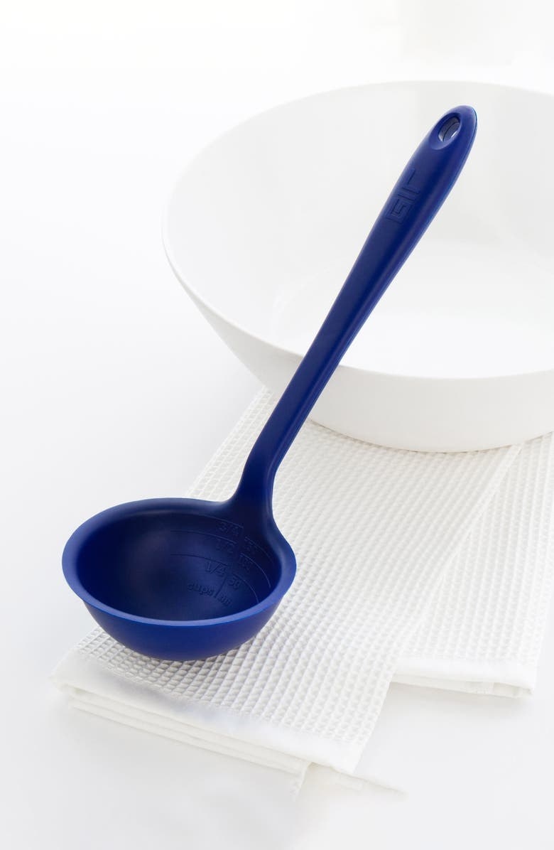 The ladle in blue 