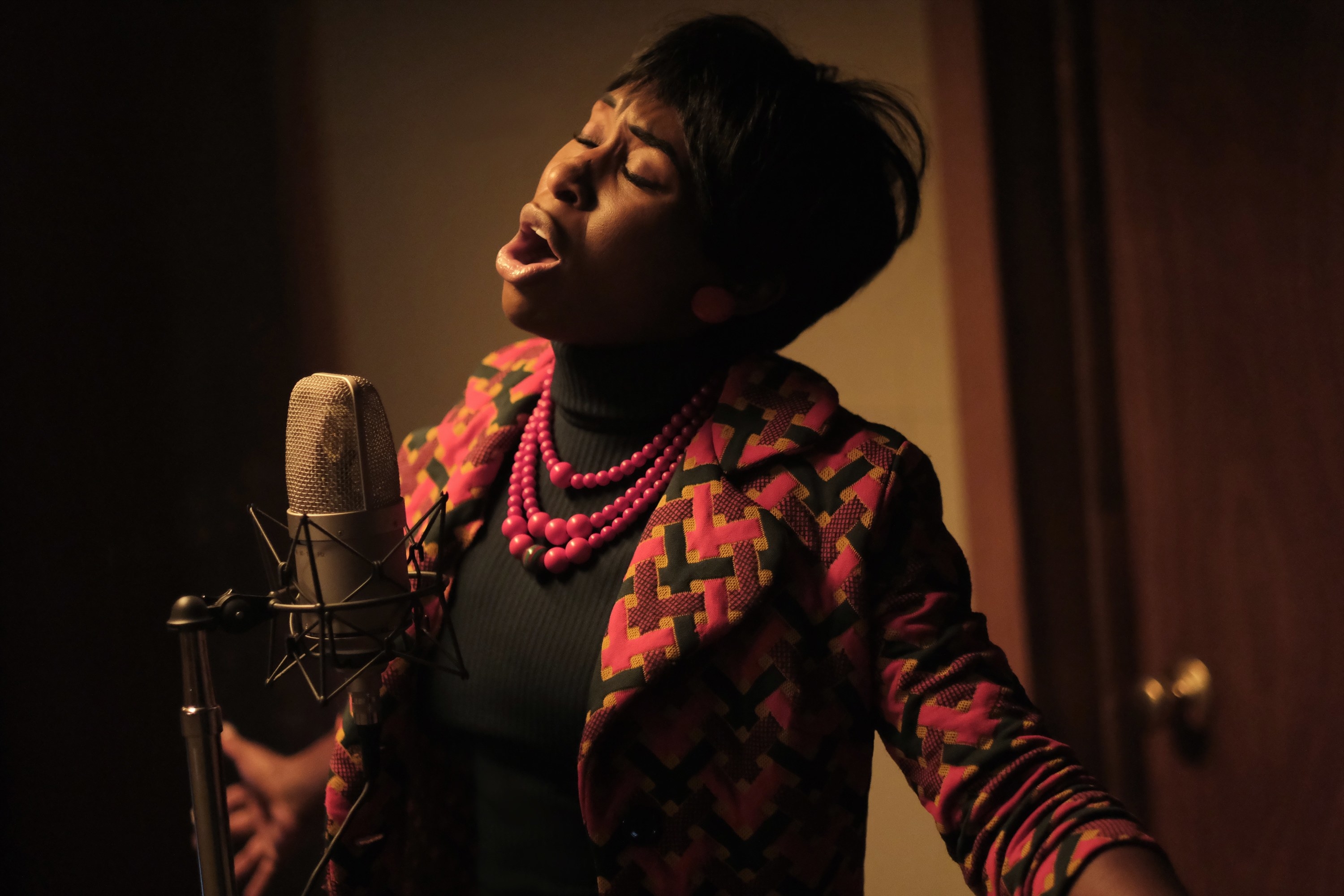 Cynthia Erivo singing as Aretha Franklin