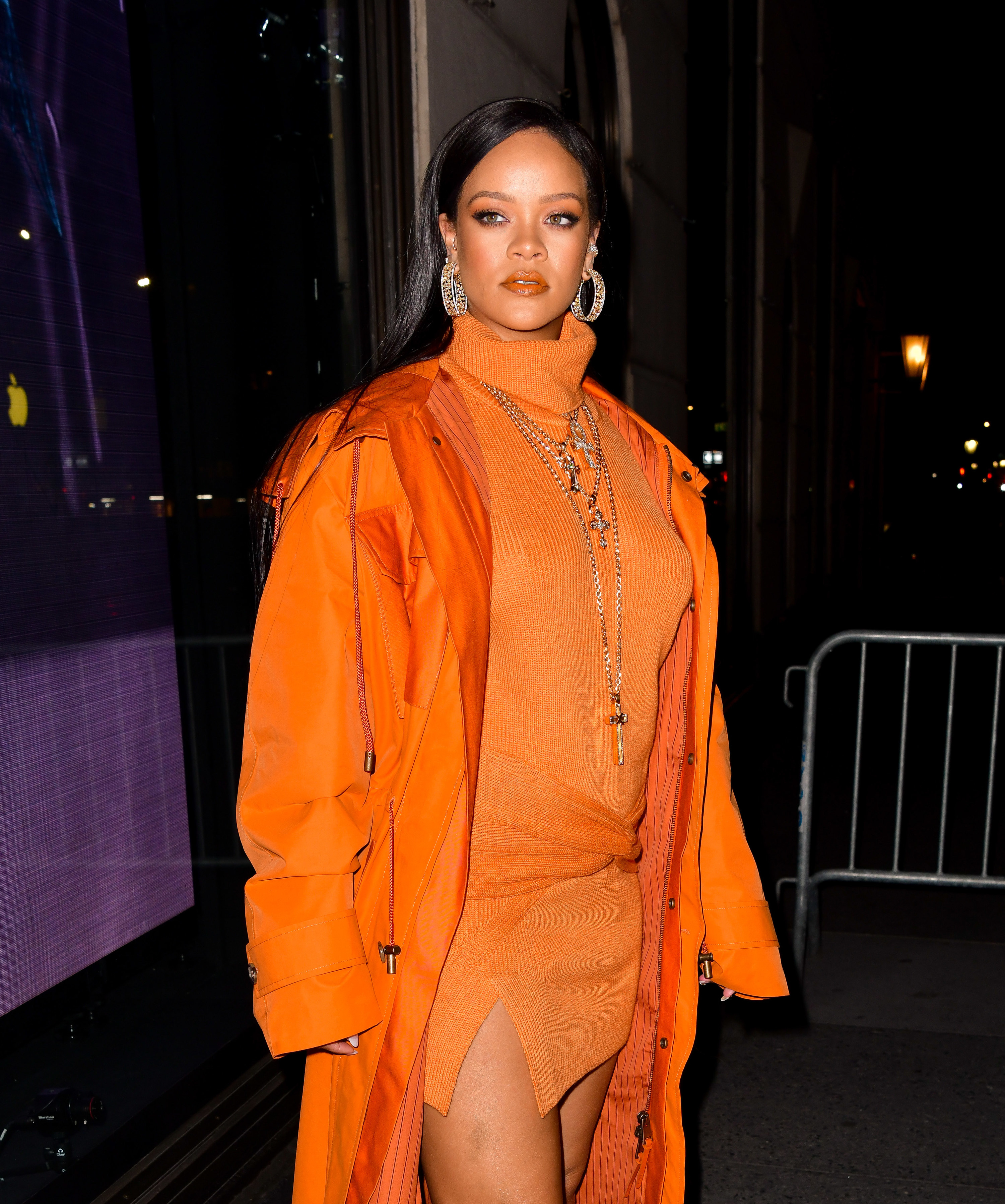 OMG!!!! RIHANNA 