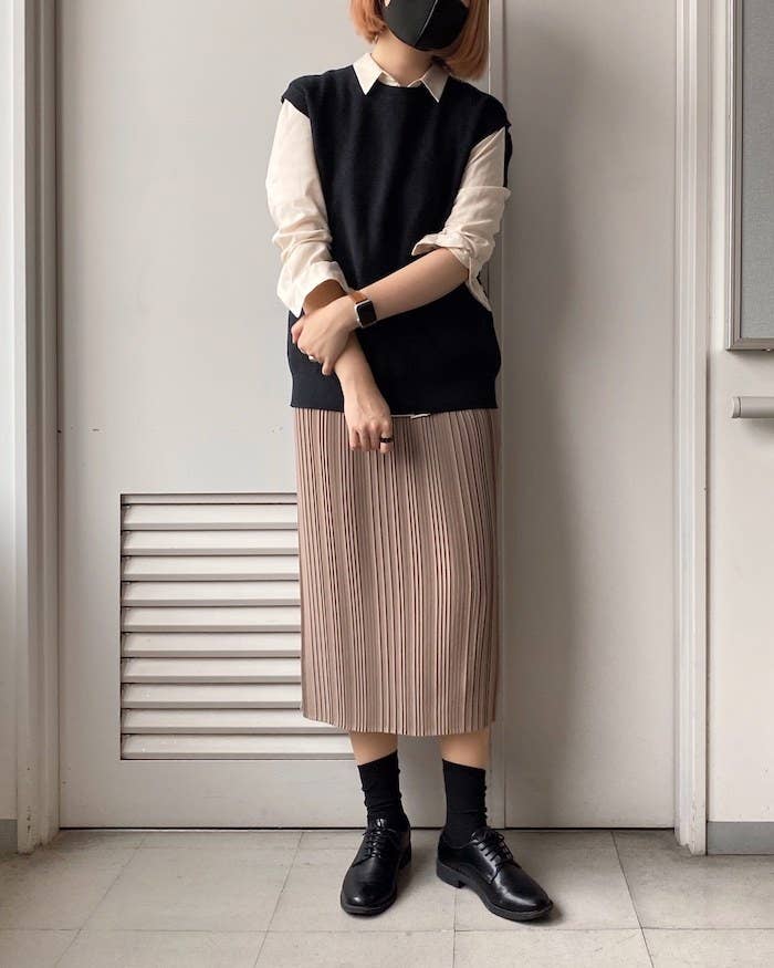 きれいに見えるのに楽チン♡ユニクロの「2990円スカート」はオンオフ使える優秀アイテムです！