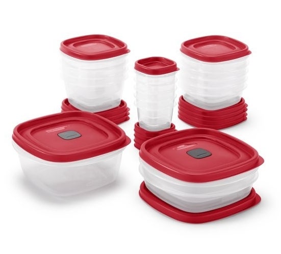 various sized food containers with lids