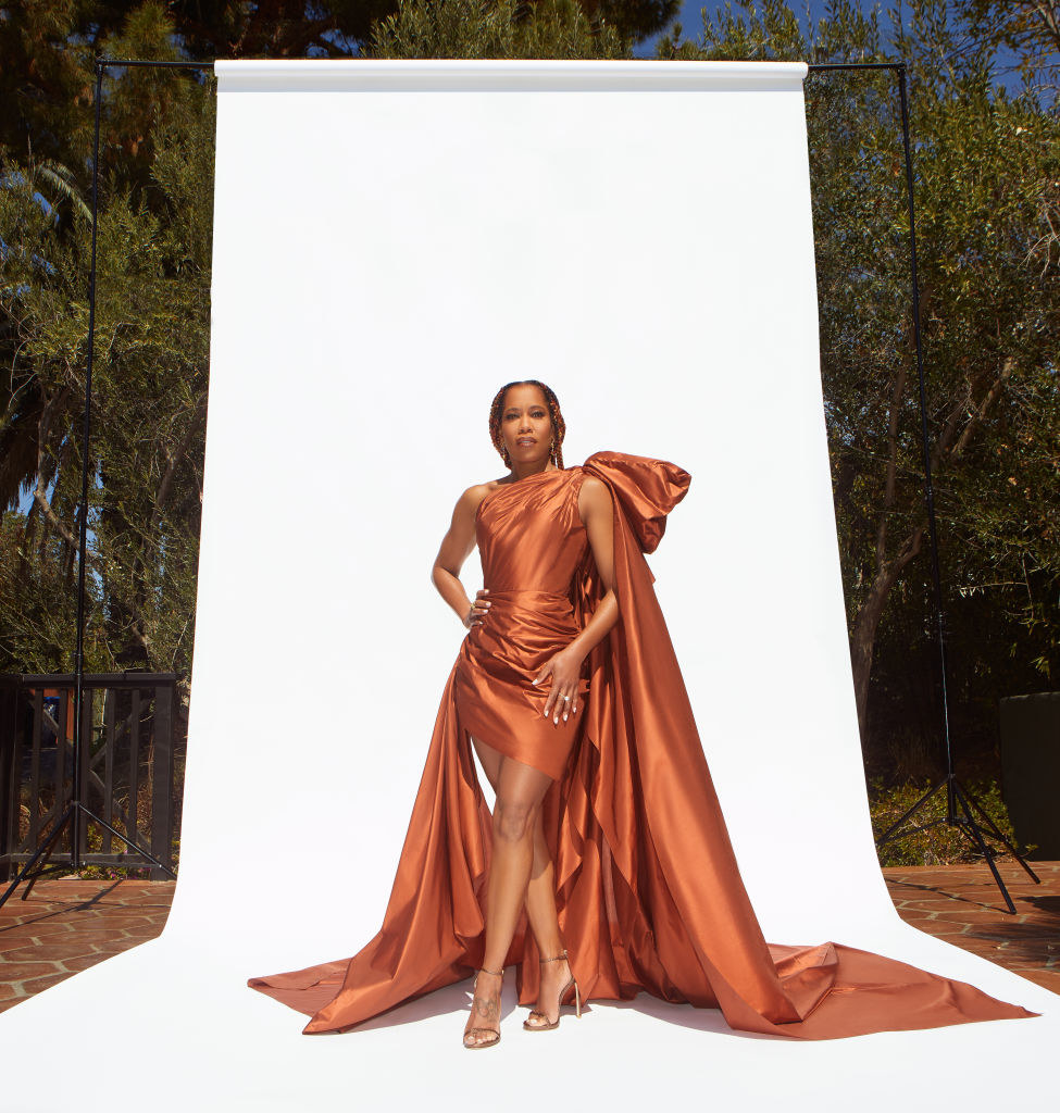 Regina King gets ready for the 52nd NAACP Image Awards