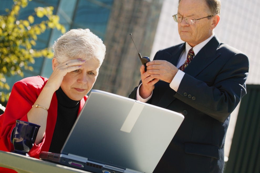 Zac Efron Getting Hit With A Rake Prank Debunked
