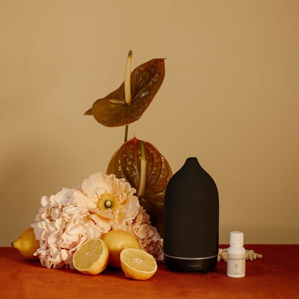 Black ceramic diffuser by essential oils and plants