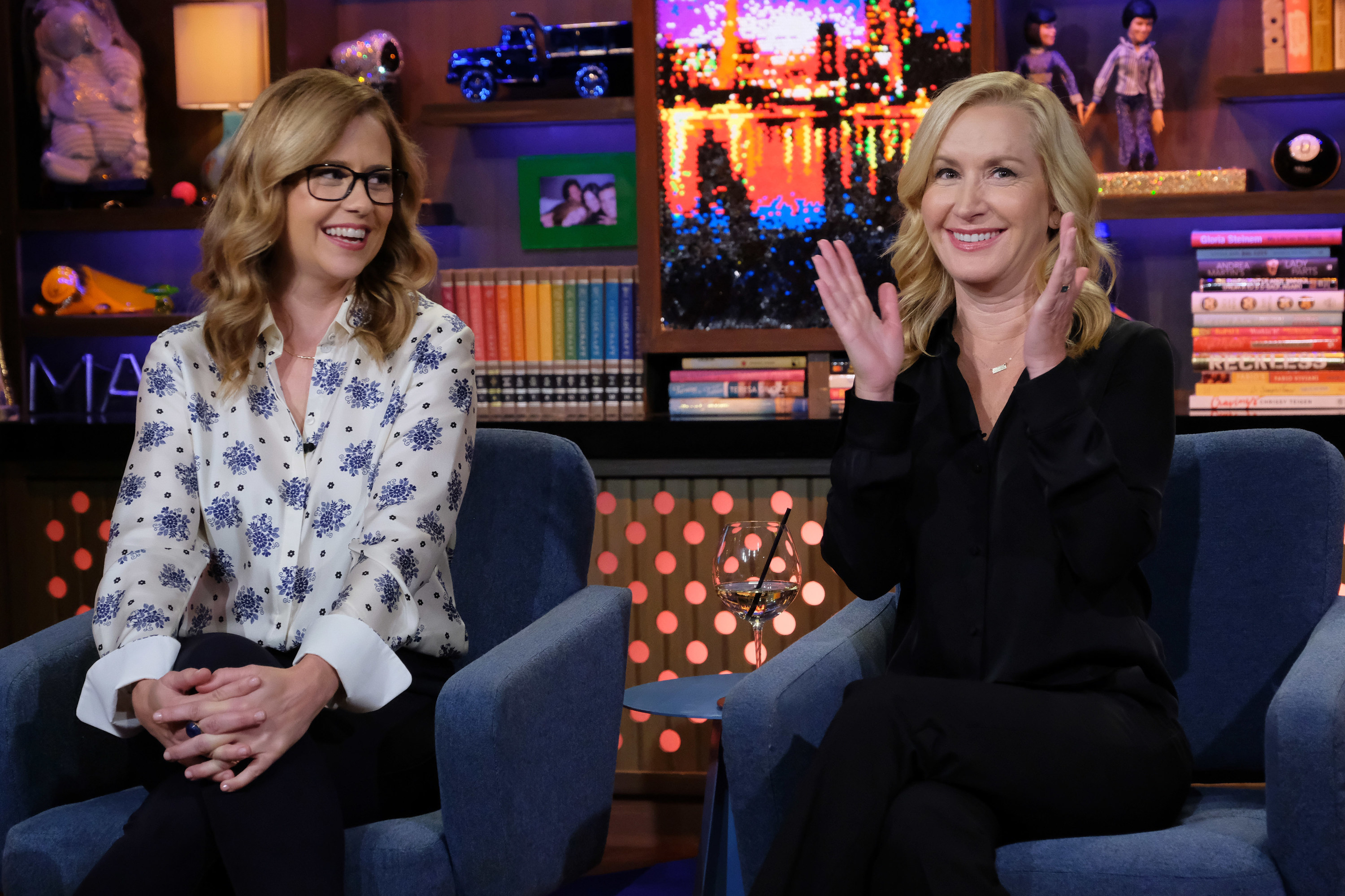 Fischer and Kinsey on the set of Watch What Happens Live With Andy Cohen