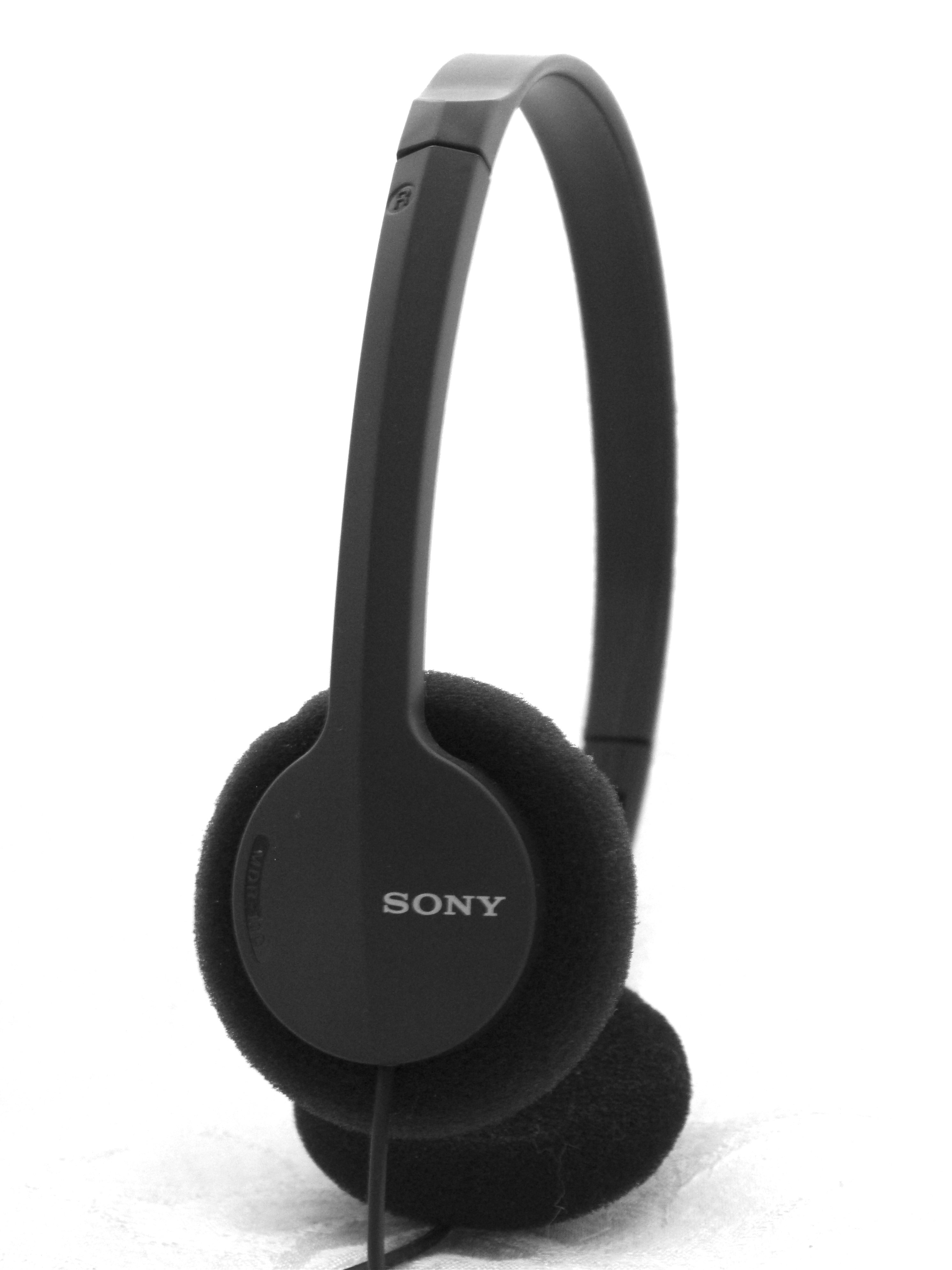 Black Sony headphones