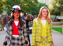 Cher and Dionne wearing plaid outfits in &quot;Clueless&quot;
