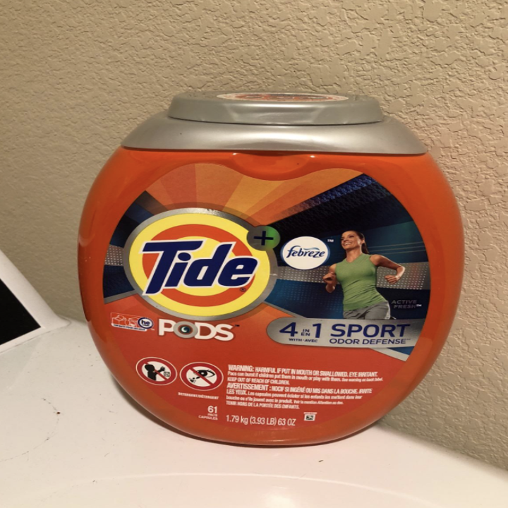reviewer image of tide pods packaging
