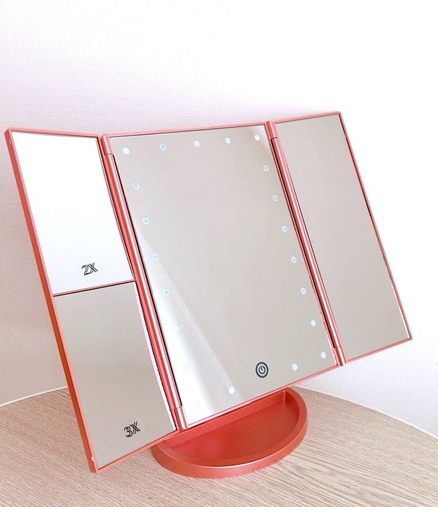 メイクの仕上がりが全然違うよ Amazonで買った 女優ミラー が優秀すぎて手放せない Buzzfeed Japan Goo ニュース