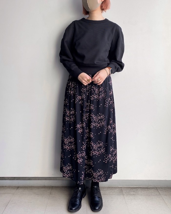 お得な買い物したわ〜！ユニクロの「2990円スカート」はプチプラに見えないデザインでオシャレ！