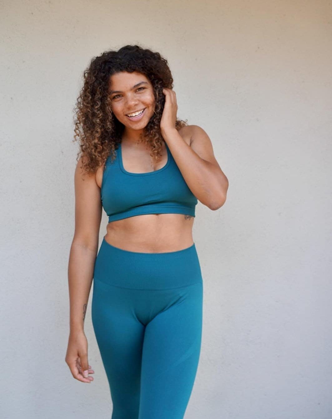 America Woman Superhero Leggings Yoga Pants Activewear Shaping Tights  Training Booty Gym Apparel Fitness Cardio Running Pants Blue Leggings -   Canada