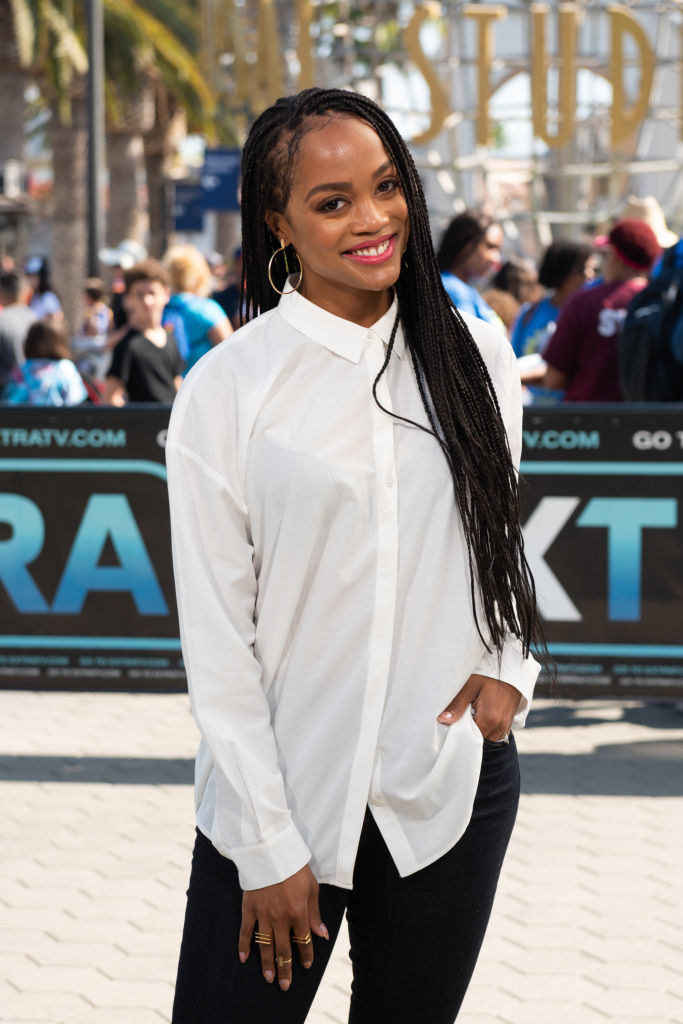 Rachel Lindsay rocking braids as she visits &quot;Extra&quot; at Universal Studios Hollywood in 2019