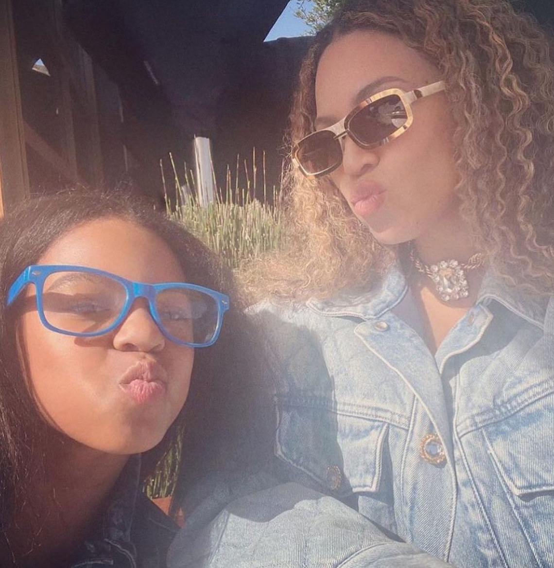 Beyoncé and Blue Ivy wearing glasses