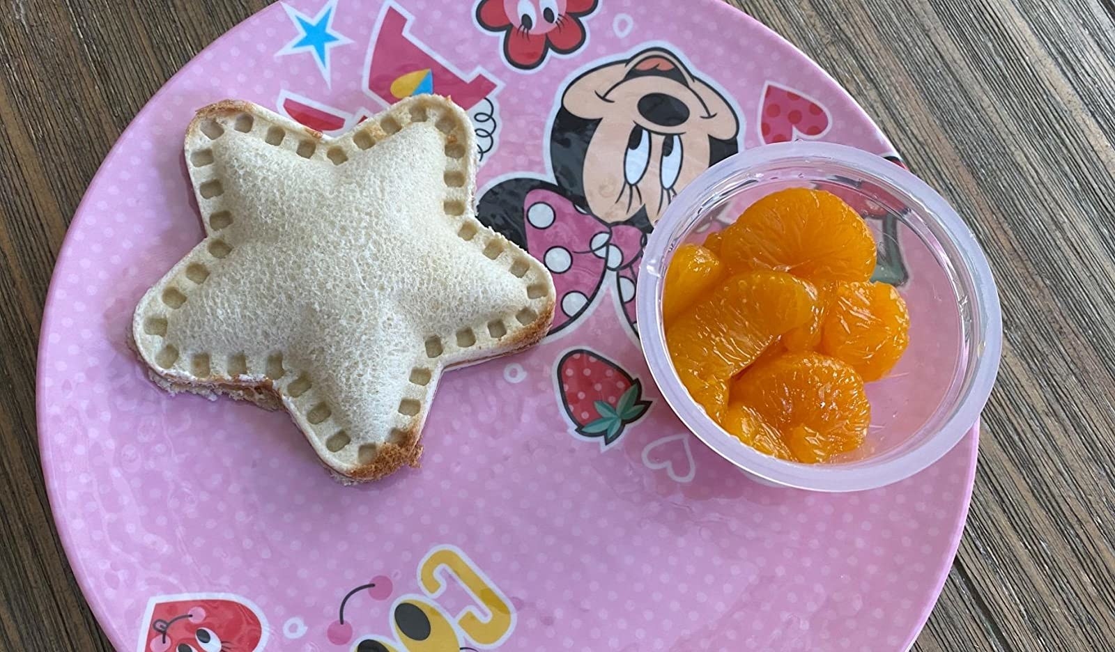 A sandwich cut in the shape of a star