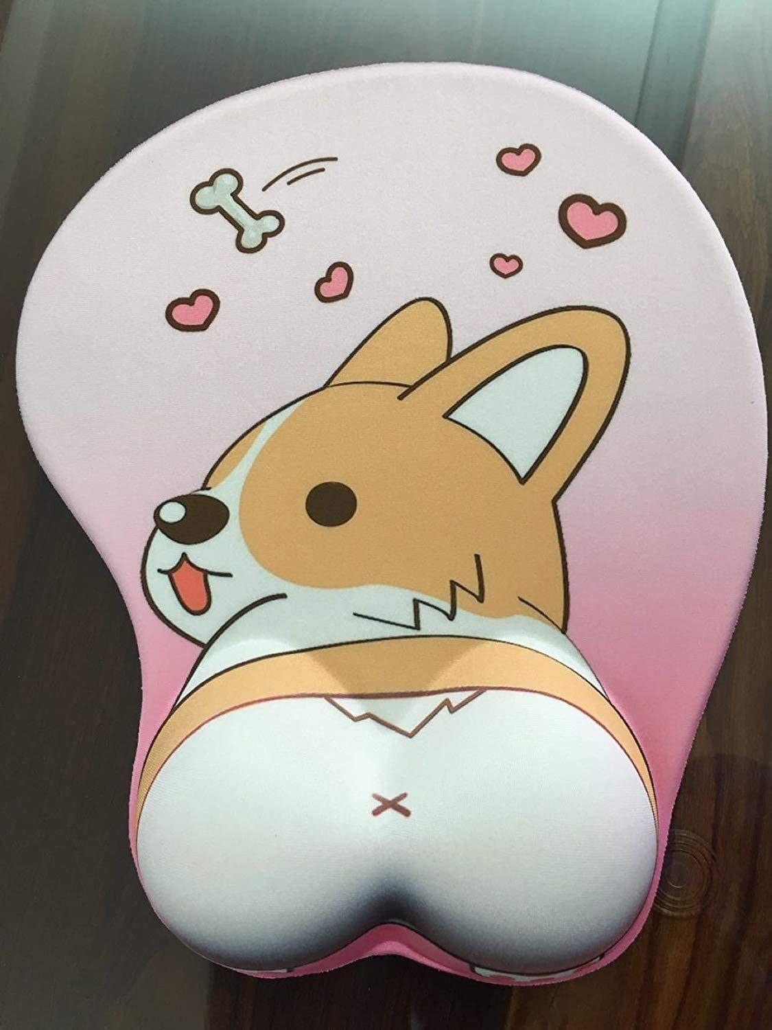 the mousepad with the corgis butt as the padded area