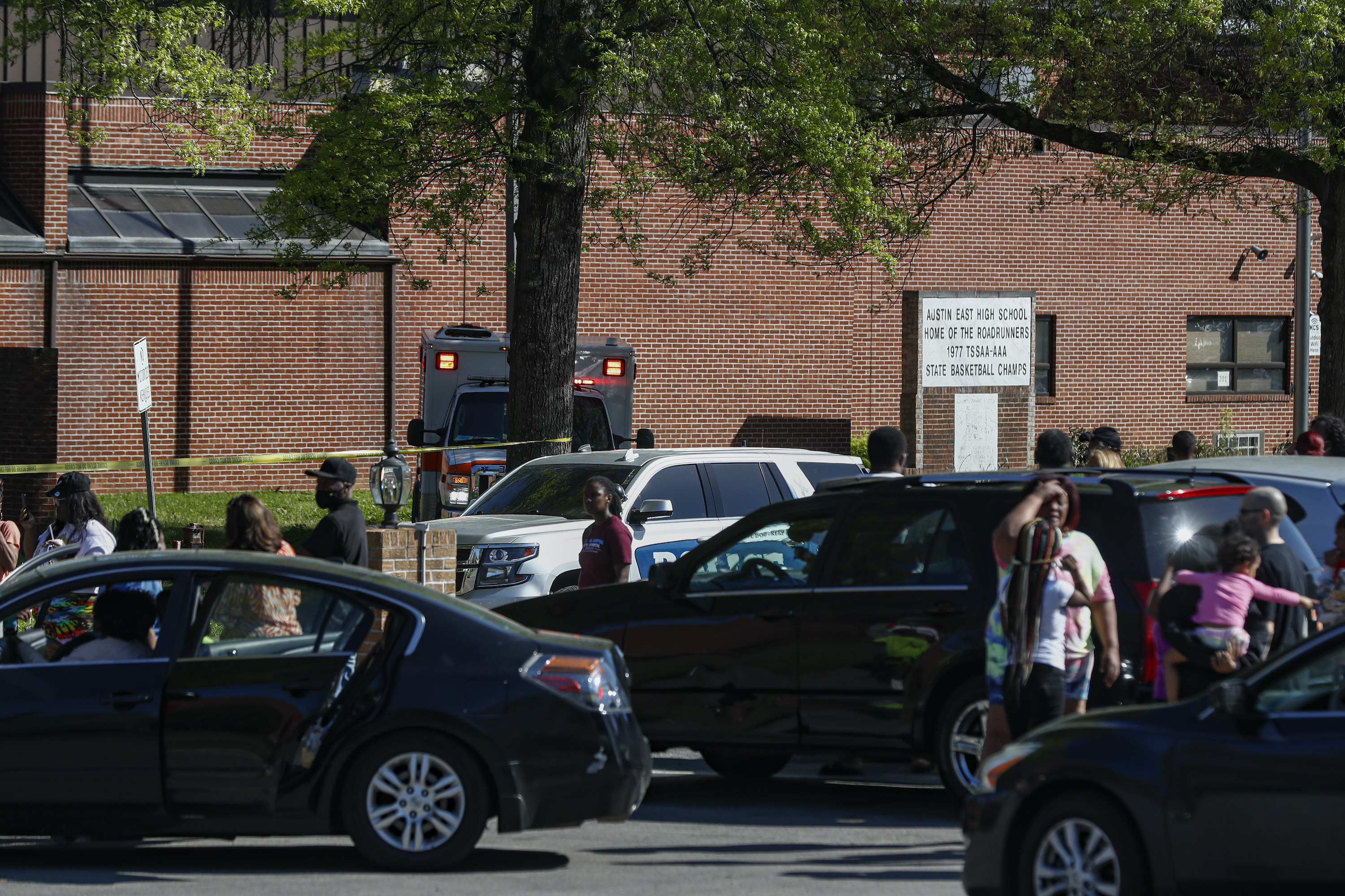 Student Killed, Officer Wounded In Shooting At Tennessee High School