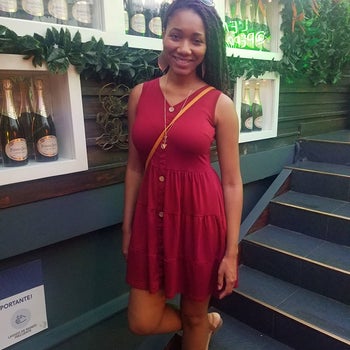 Reviewer wearing Mitilly sleeveless dress