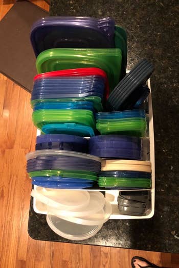 Reviewer photo showing the lid organizer from above