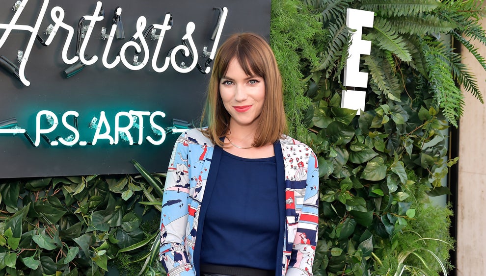 She&rsquo;s The Man Cast Then Vs. Now