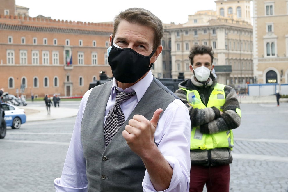 52 Celebrities At 20 Years Old And Now