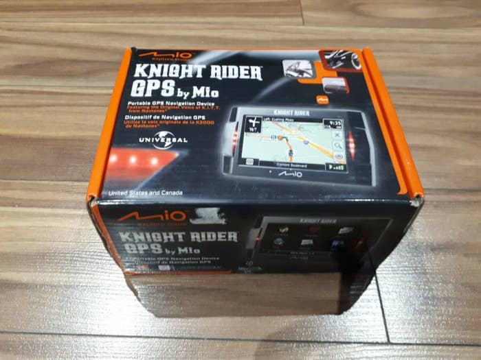 The box of a Knight Rider GPS box