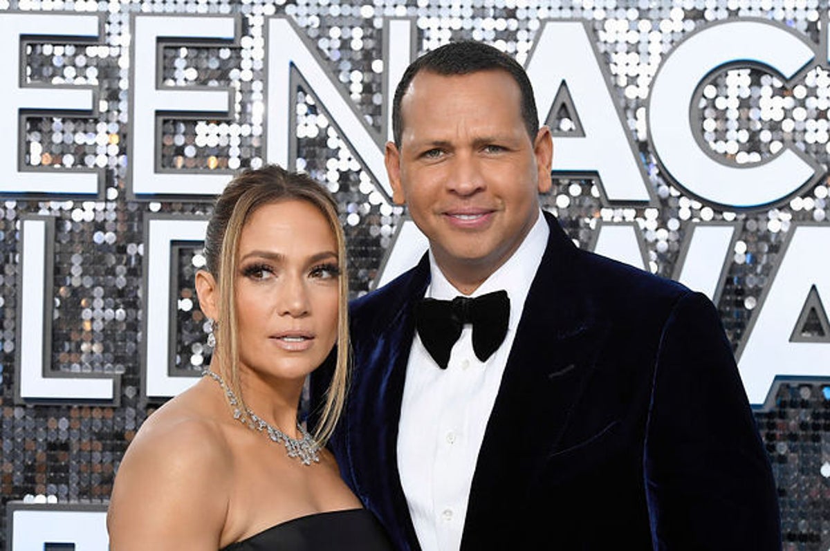 Jennifer Lopez & Alex Rodriguez Share Photos from Their Joint