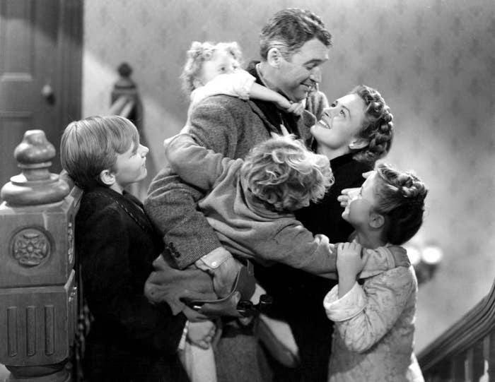 IT'S A WONDERFUL LIFE, Larry Simms, Jimmy Hawkins, James Stewart, Donna Reed, Karolyn Grimes, 1946