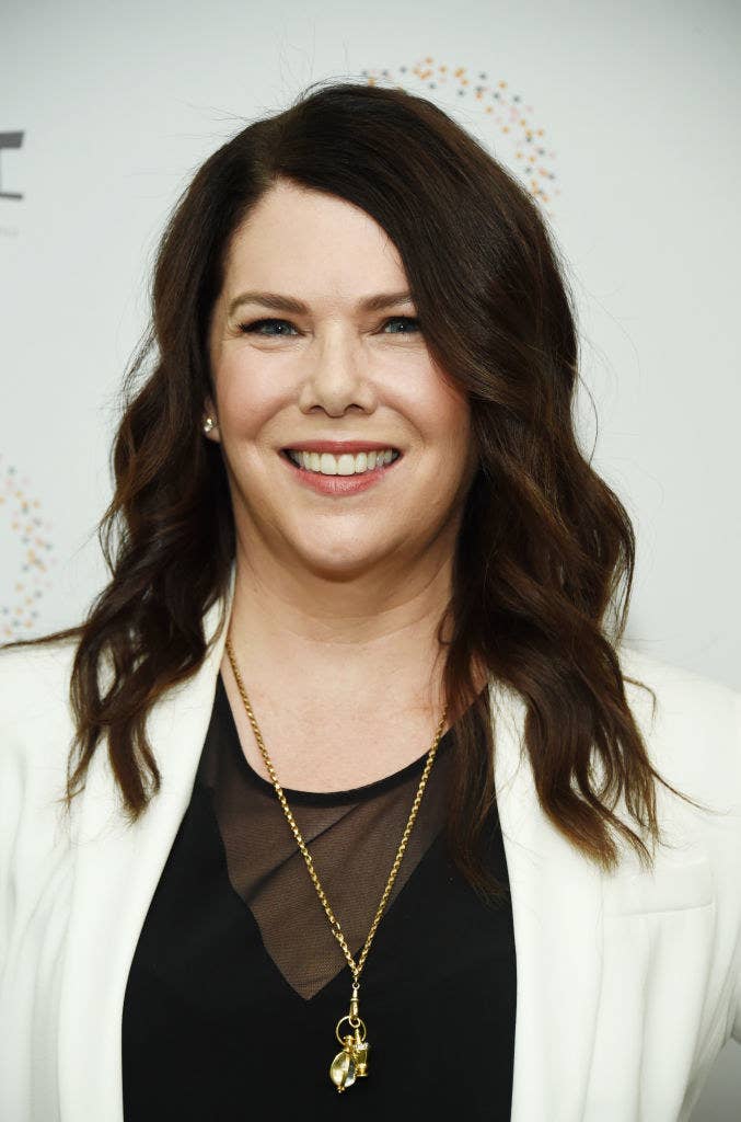 Lauren Graham attends the Women In Entertainment's 4th Annual Summit at the Skirball Cultural Center