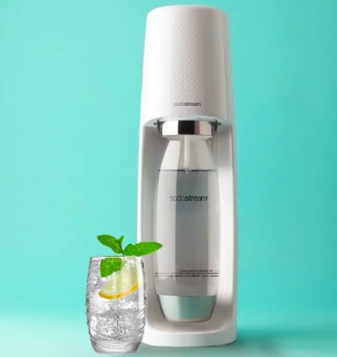 The Sodastream machine, which has a screw-in clear plastic bottle 
