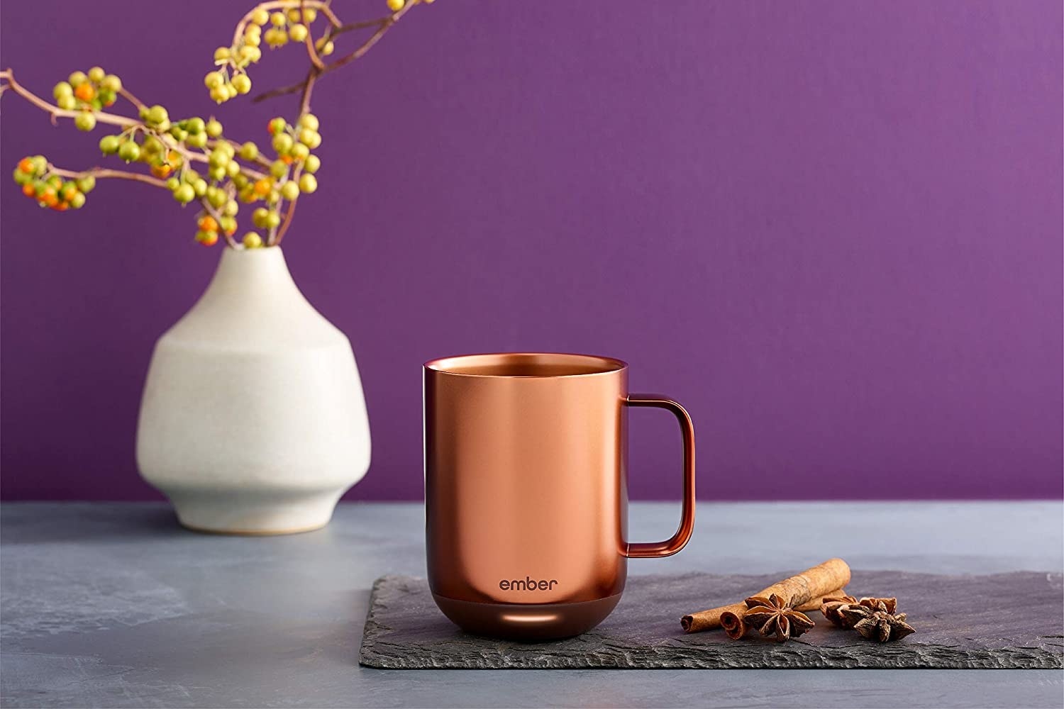 The smart mug in copper