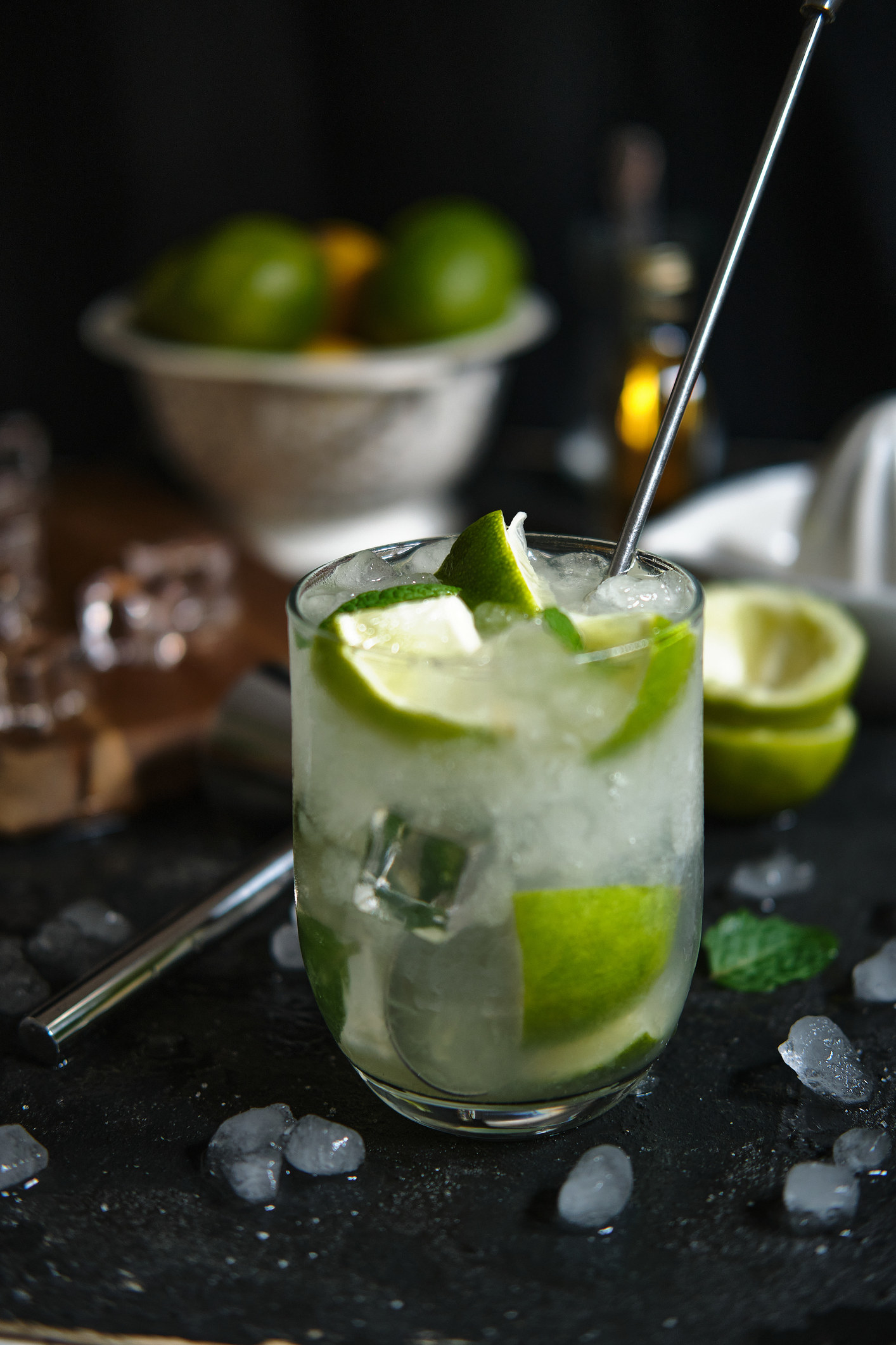 A Caipirinha with limes.