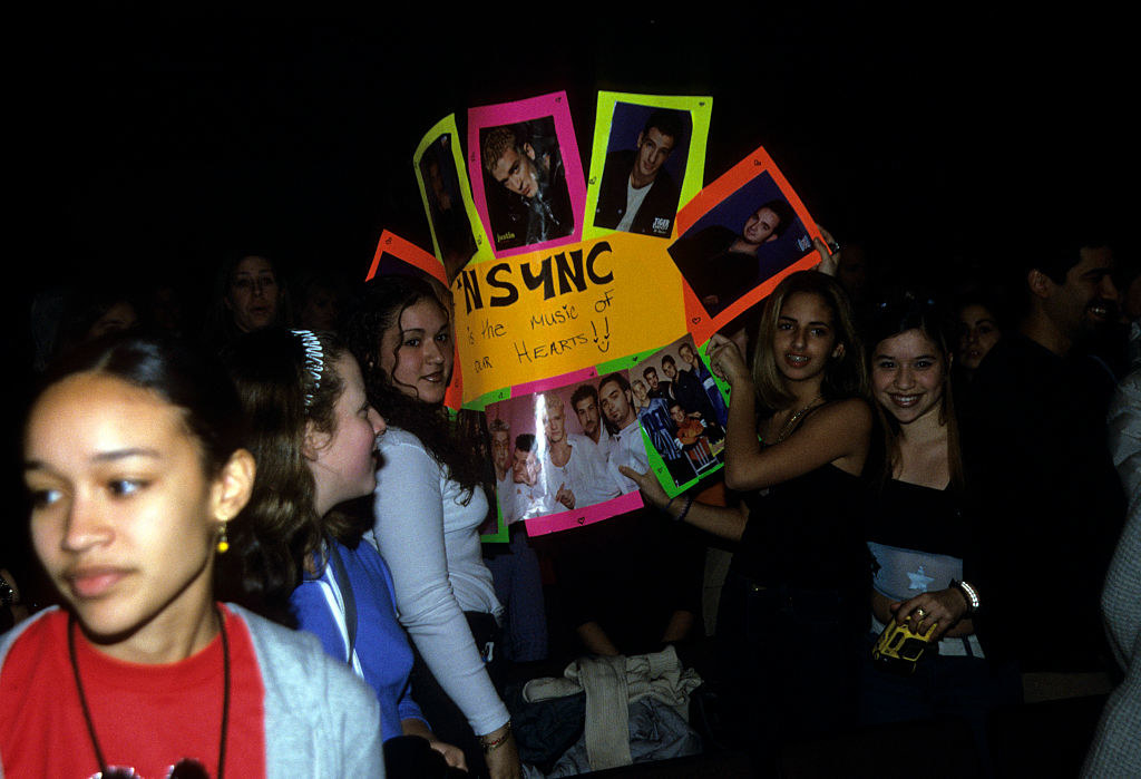 an nsync fan sign