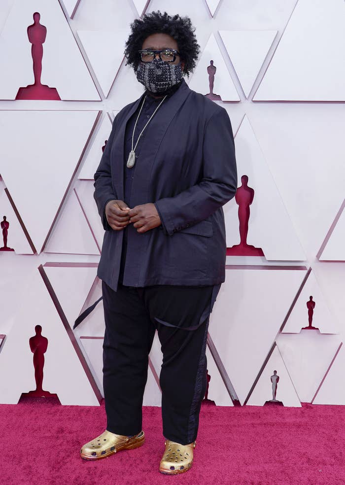 Questlove wears gold Crocs at the 2021 Academy Awards