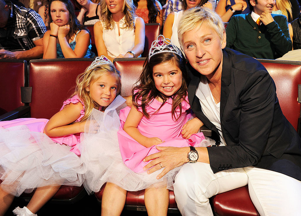 posing with ellen at an awards show
