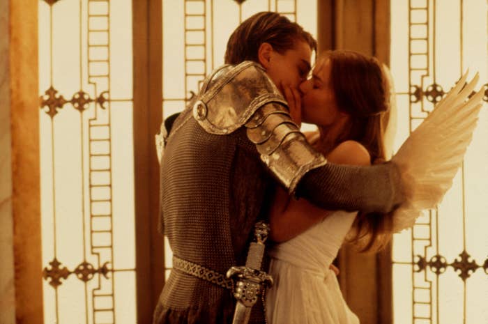 Leonardo DiCaprio and Claire Danes kiss in Romeo and Juliet