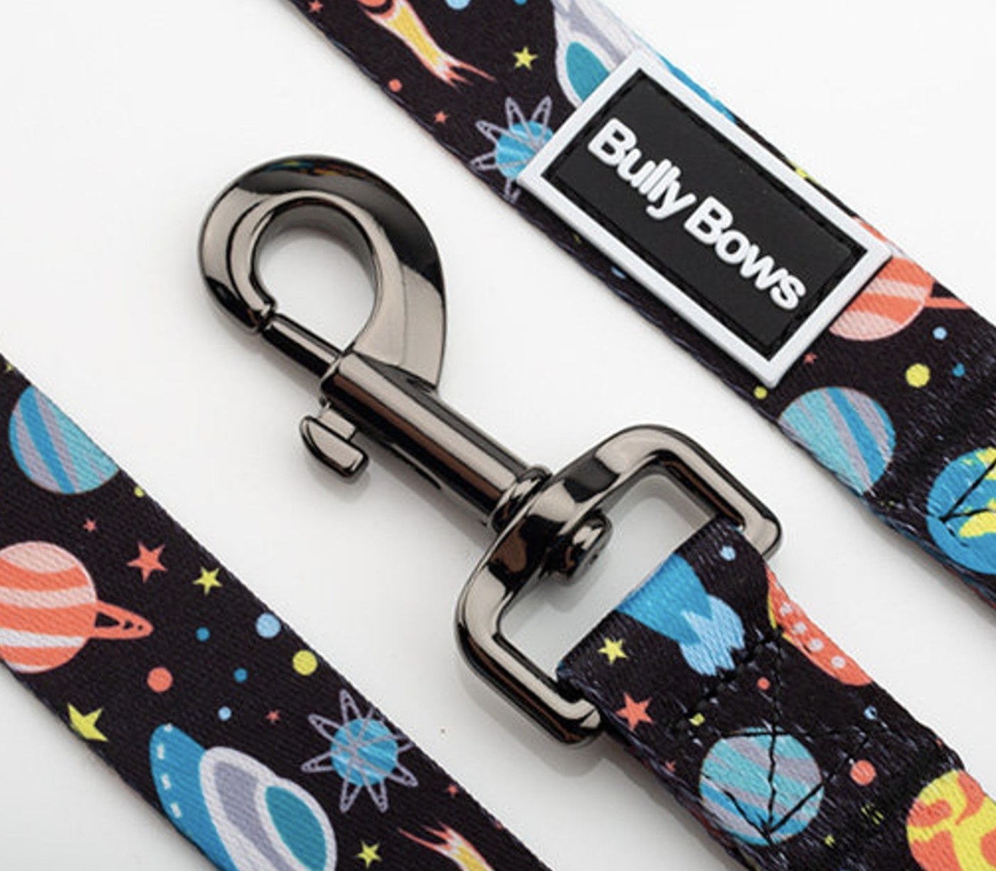 The space-themed leash