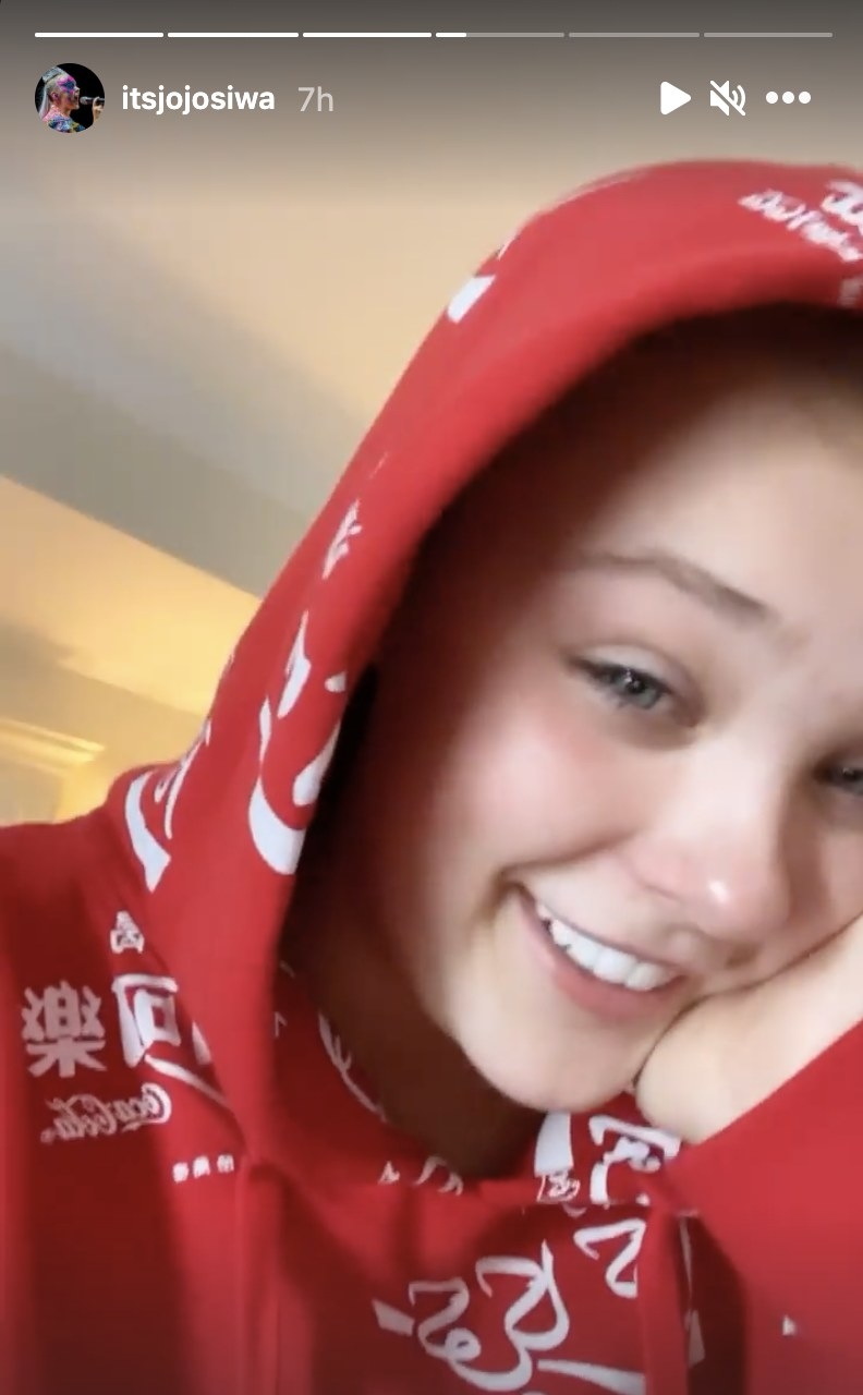 JoJo Siwa Breaks Down in Tears Over Reality of Long Distance Love