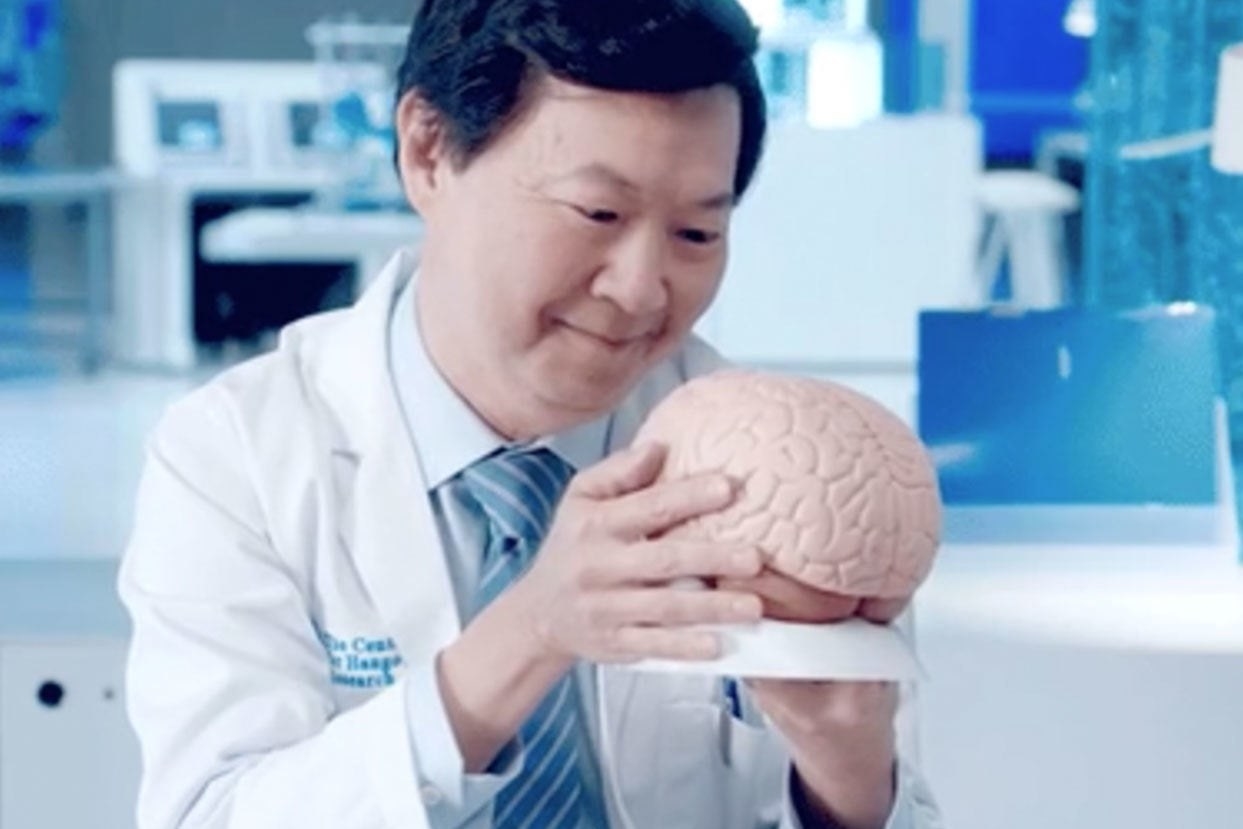 Dr. Ken looking at brain 
