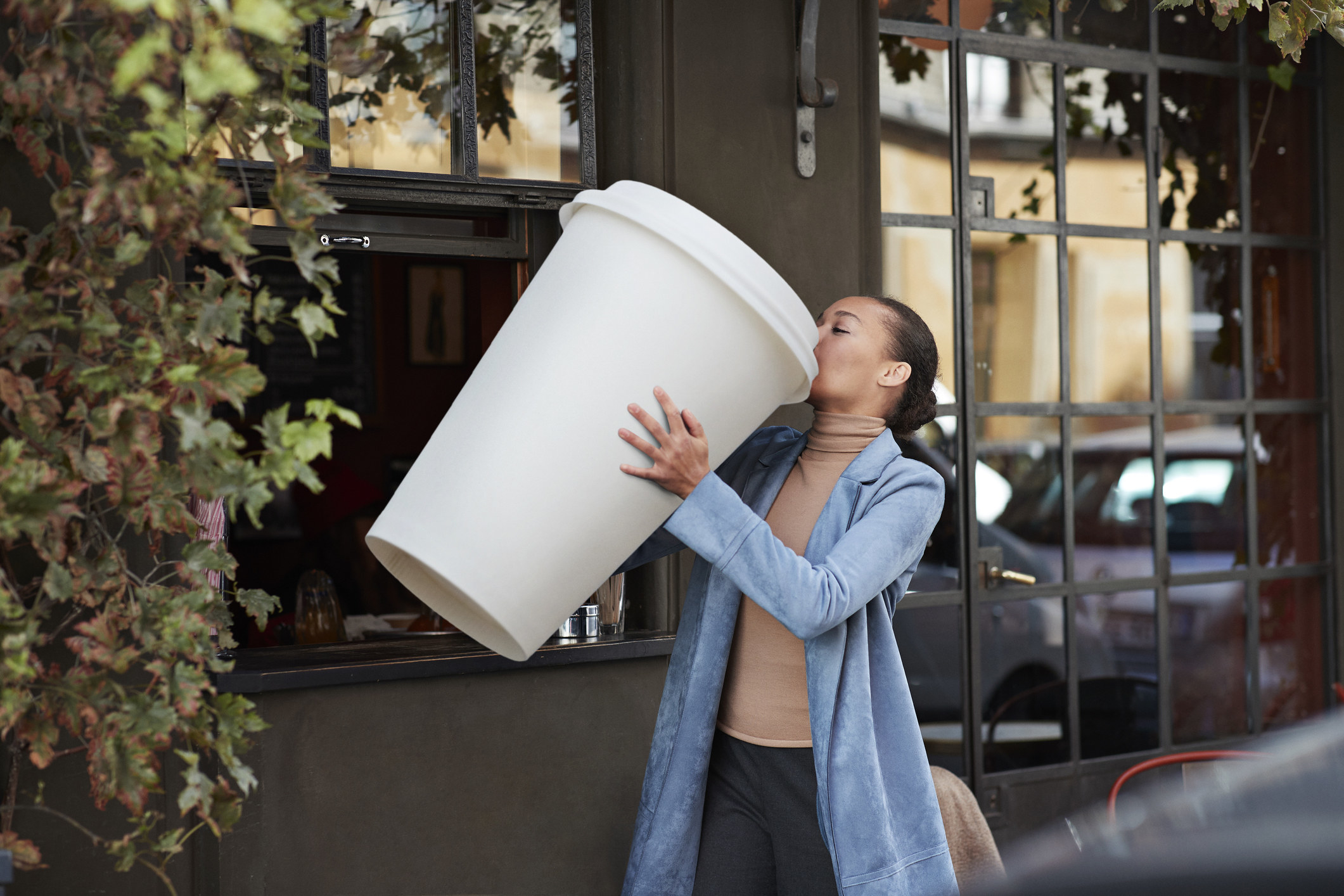 women drinking coffee