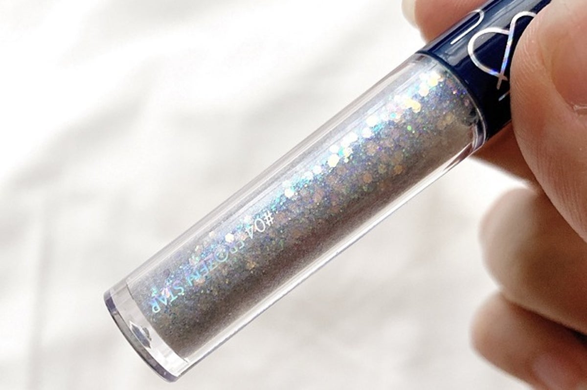 キラキラ感が天才的 ロムアンドの グリッターシャドウ が前代未聞の可愛さです