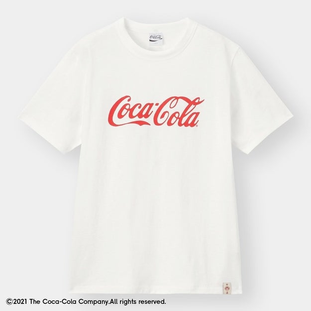 どんな服にも似合う Guとコカ コーラがコラボした ロゴtシャツ が可愛すぎるの